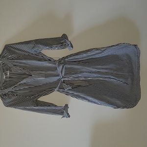 36. Gap Dress Belted Grey White Popover Shirt Dress Medium